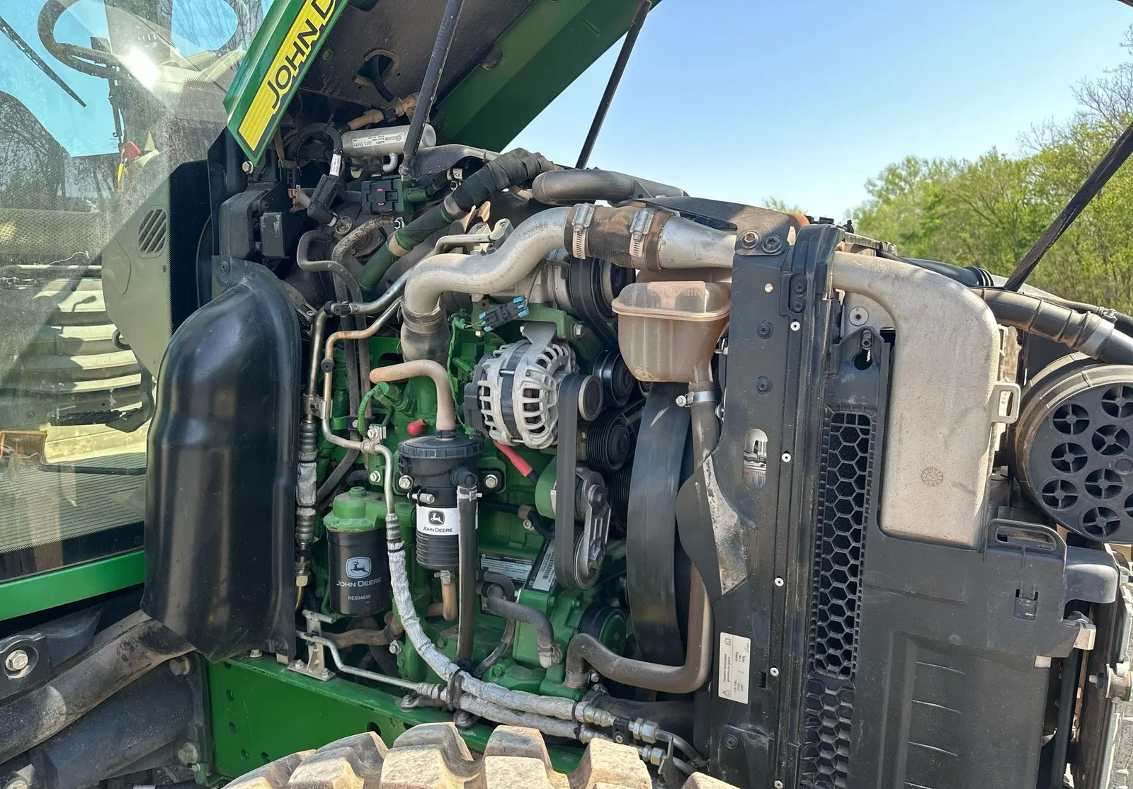 2021 John Deere 6110M