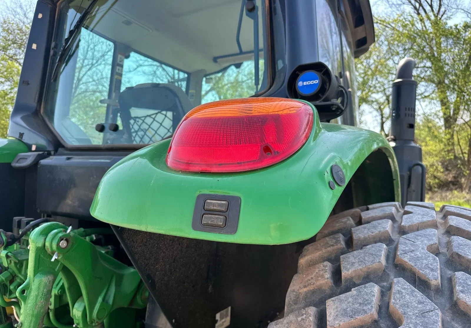 2021 John Deere 6110M