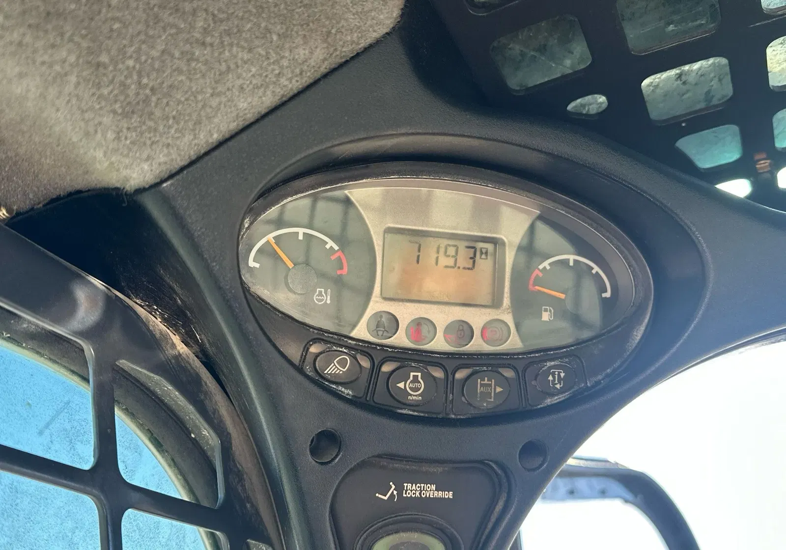 2014 Bobcat T870