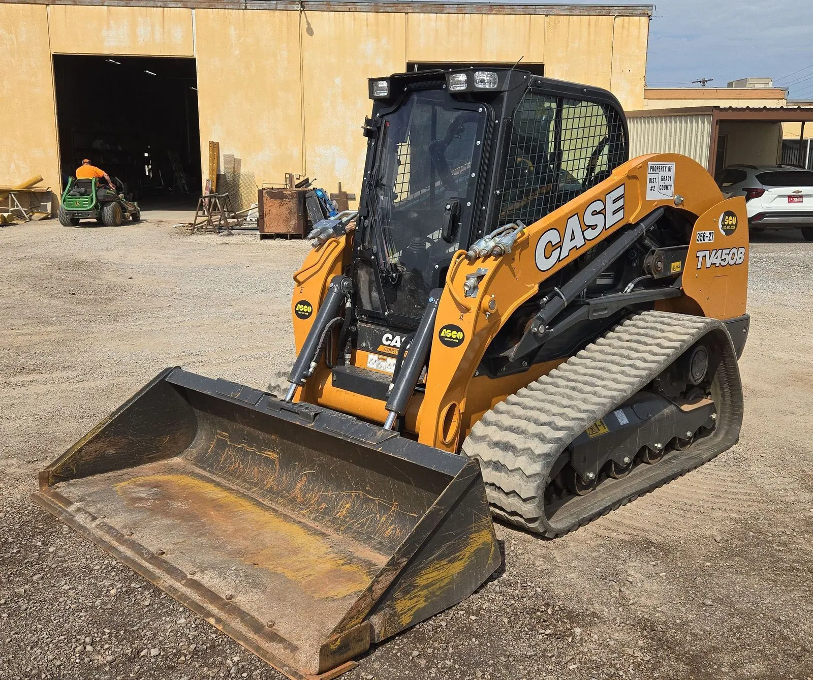 2023 Case TV450B