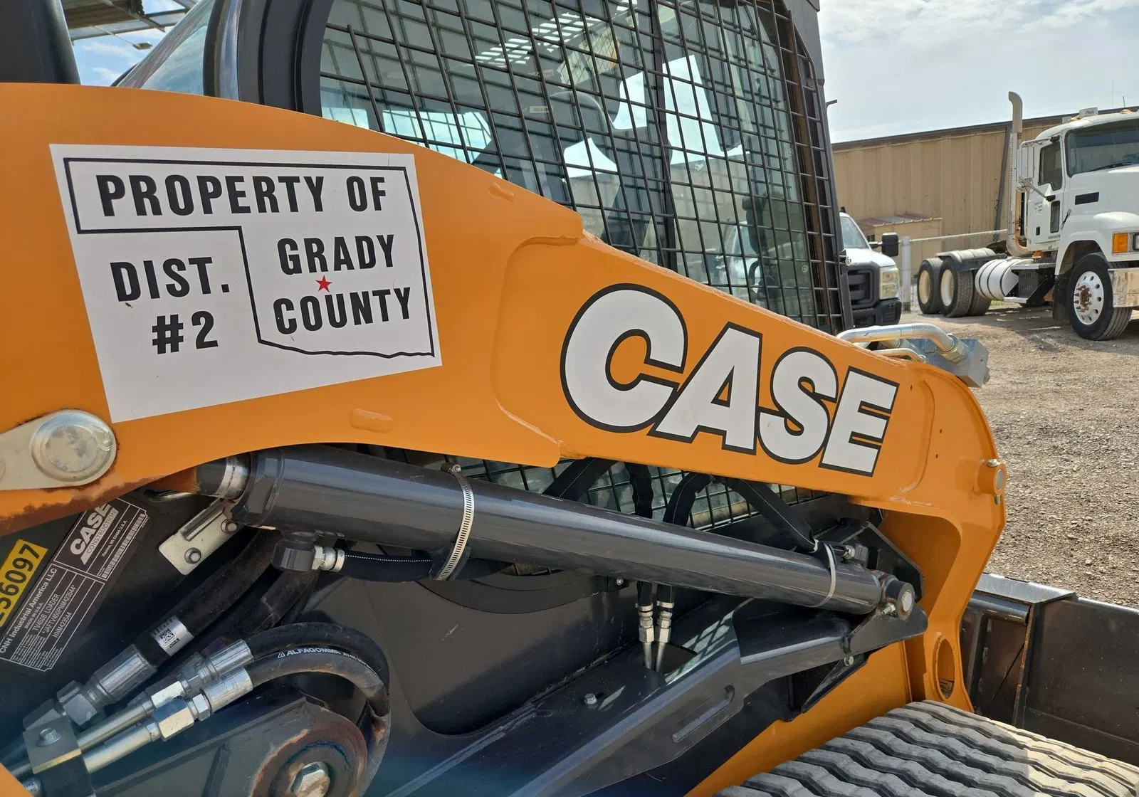 2023 Case TV450B