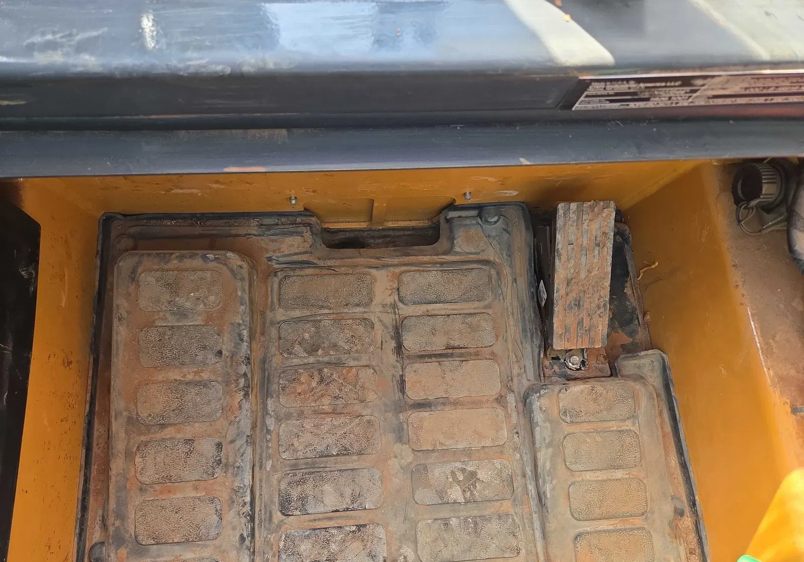 2023 Case TV450B