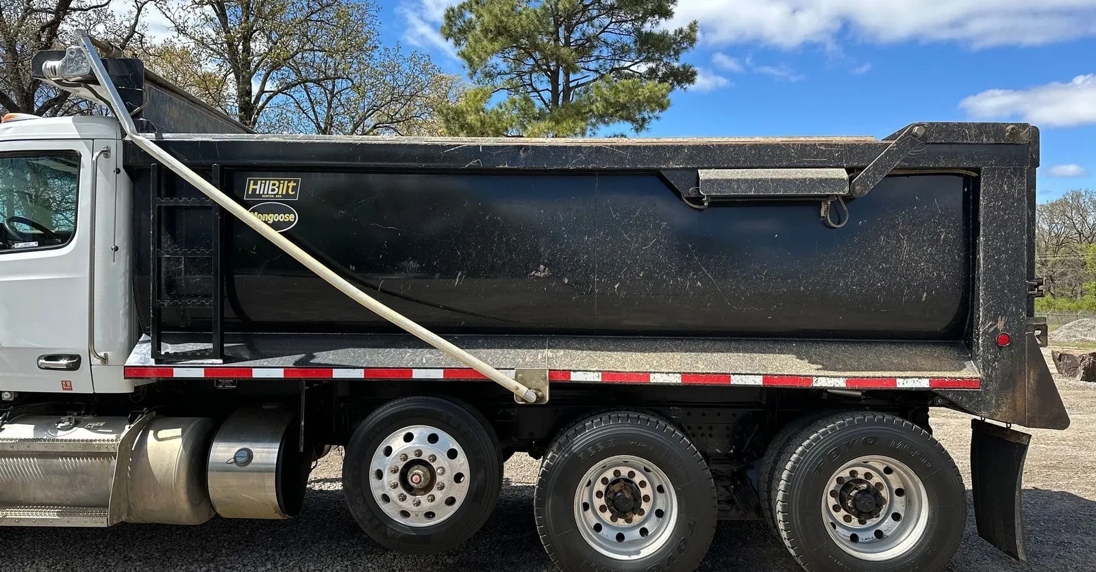 2020 Peterbilt 567