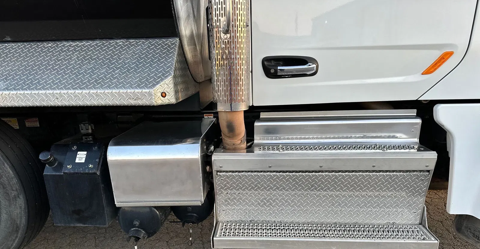 2021 Peterbilt 567