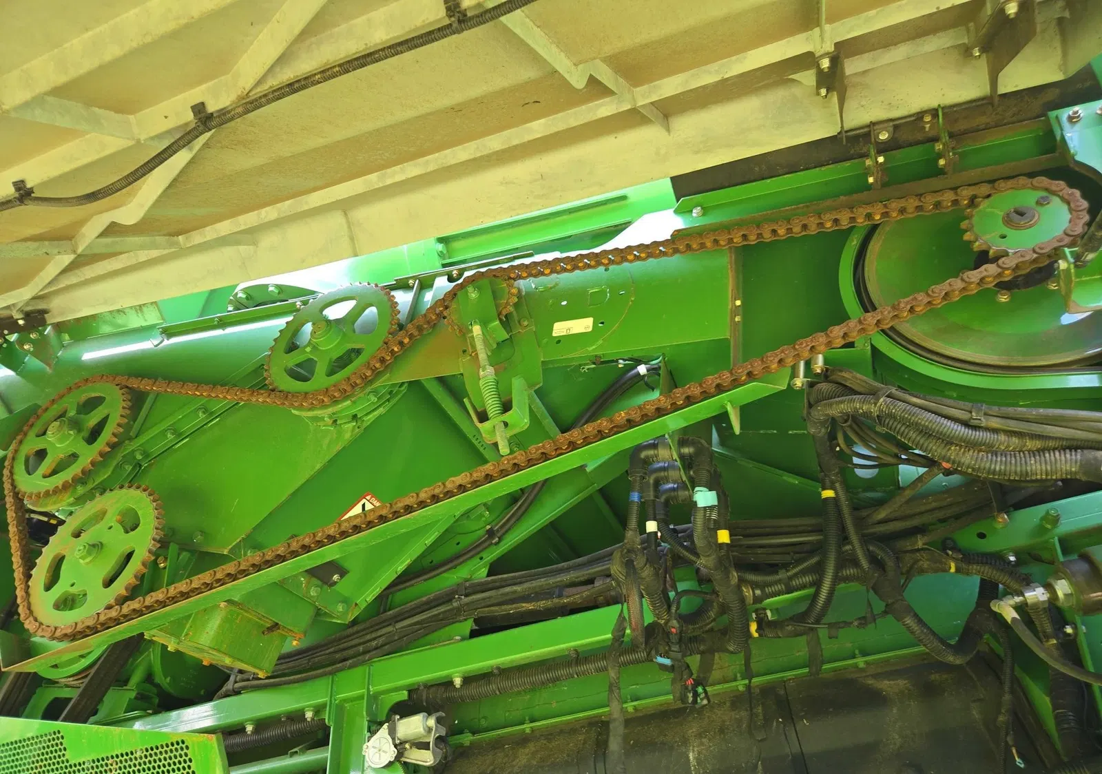 2014 John Deere S690