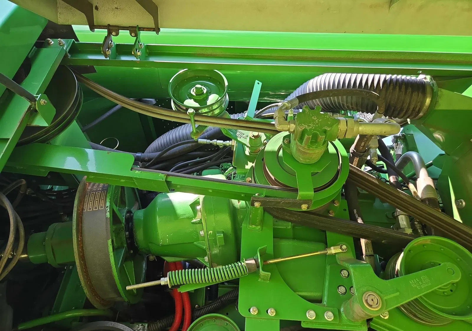2014 John Deere S690