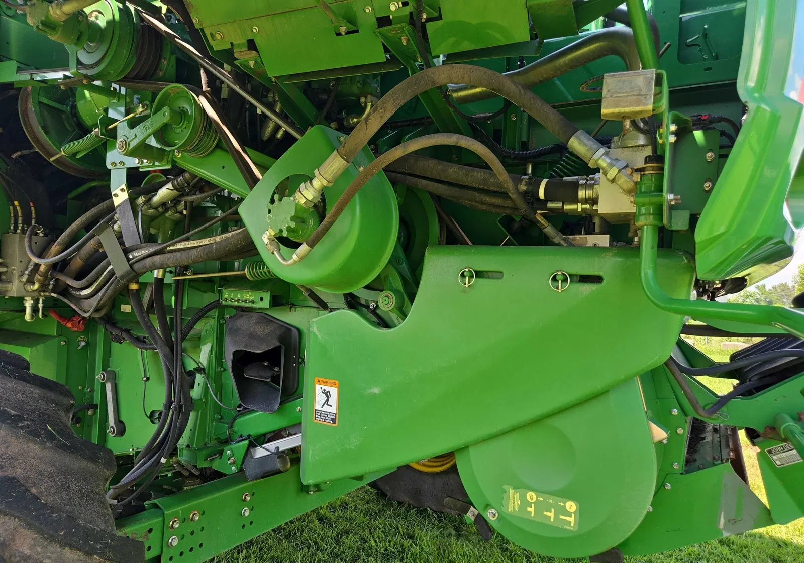 2014 John Deere S690