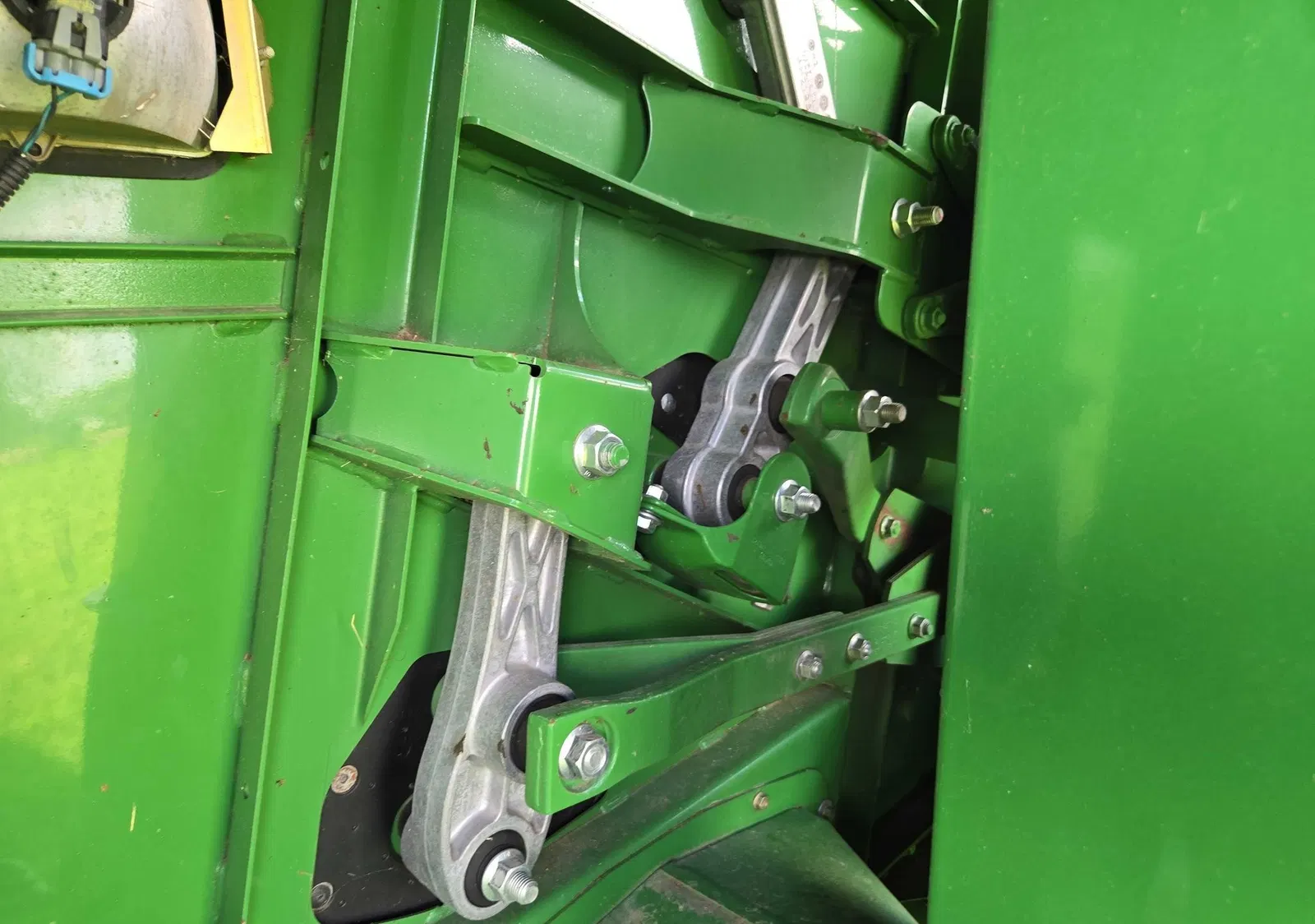 2014 John Deere S690