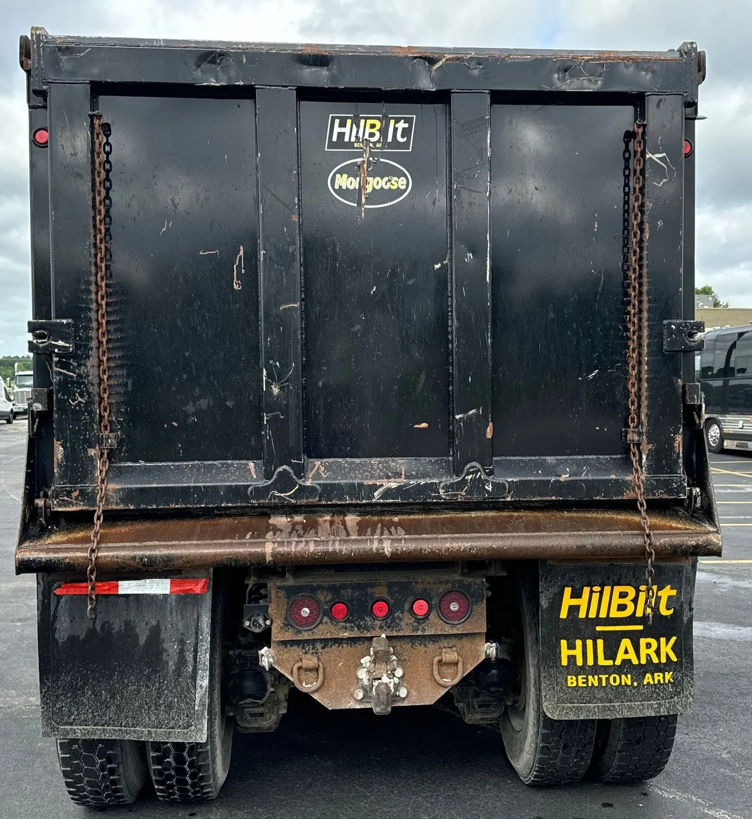 2019 Mack Granite