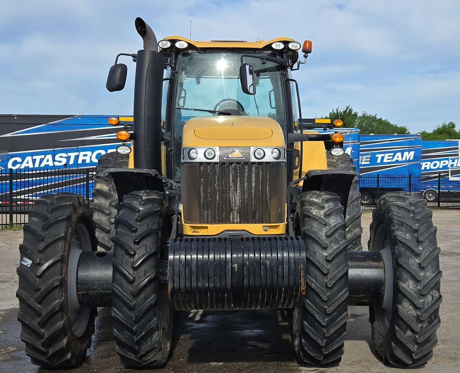 2015 Challenger MT675E