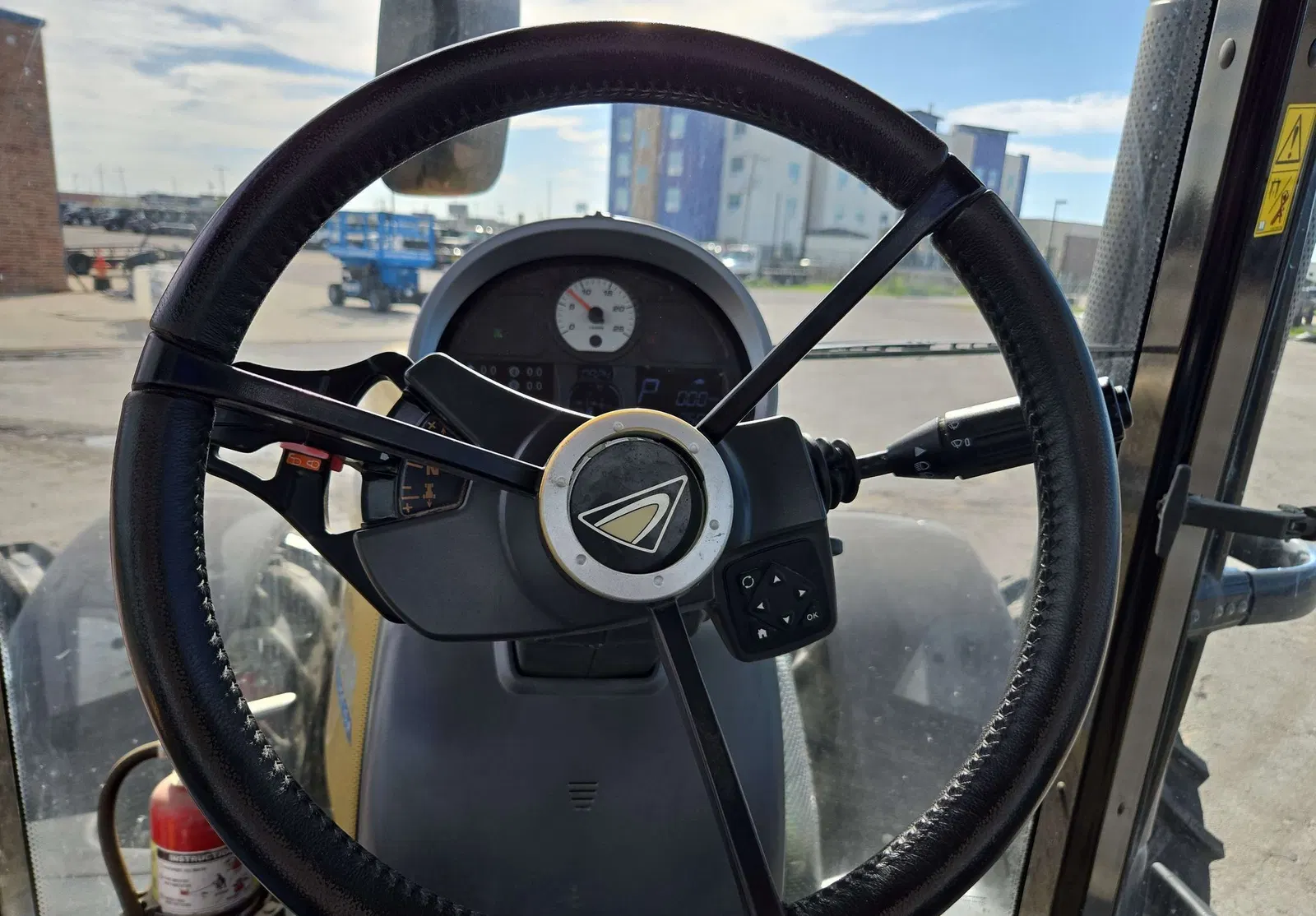 2015 Challenger MT675E