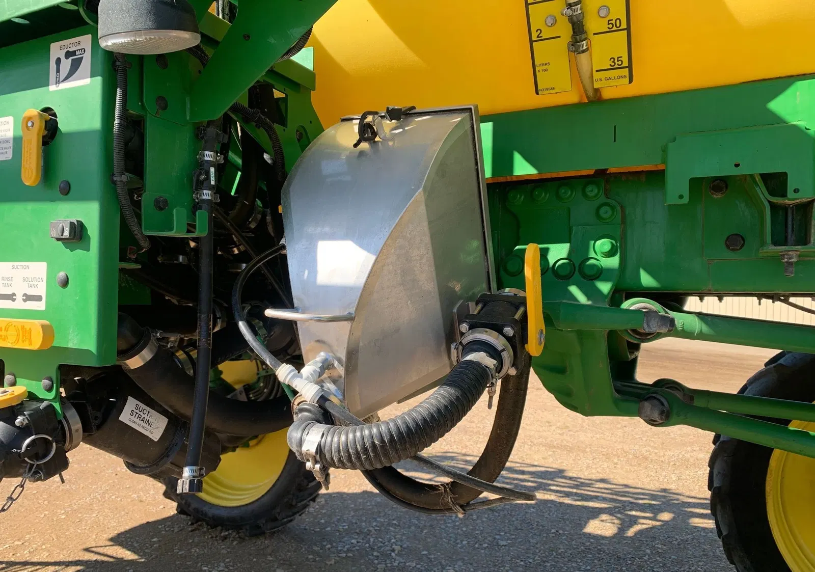 2022 John Deere R4023