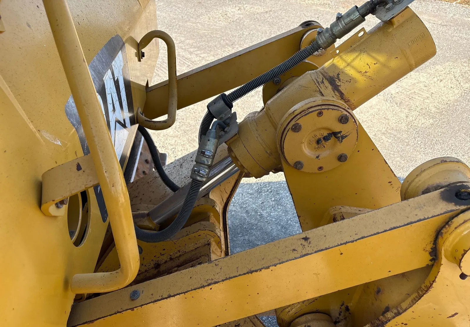 2013 Caterpillar D6N