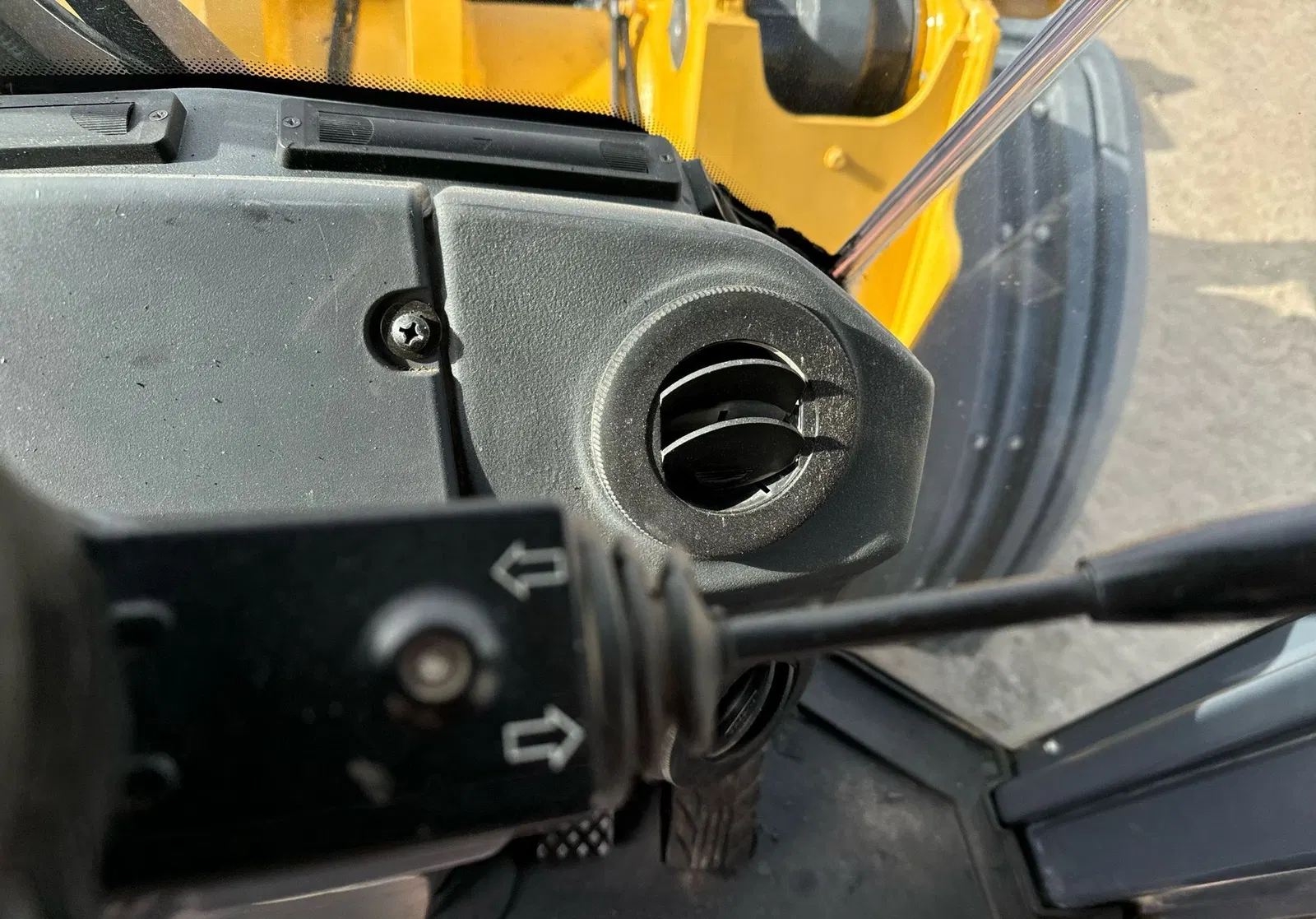 2016 John Deere 824K