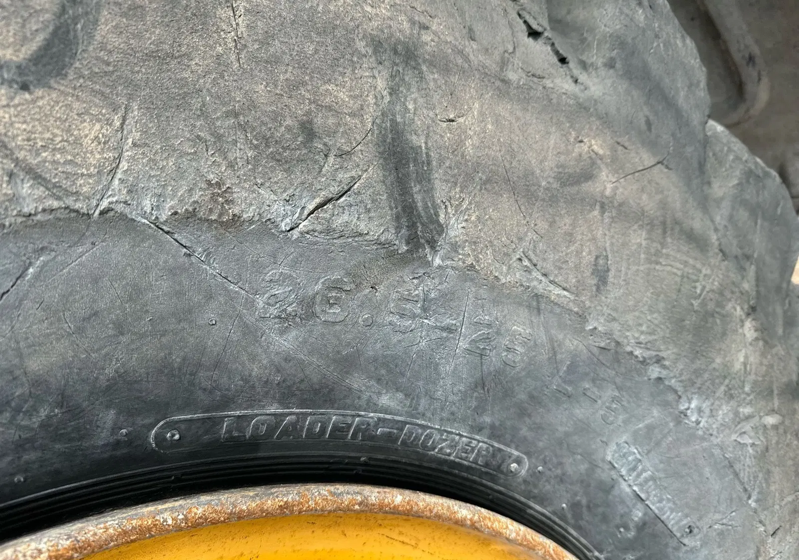 2016 John Deere 824K