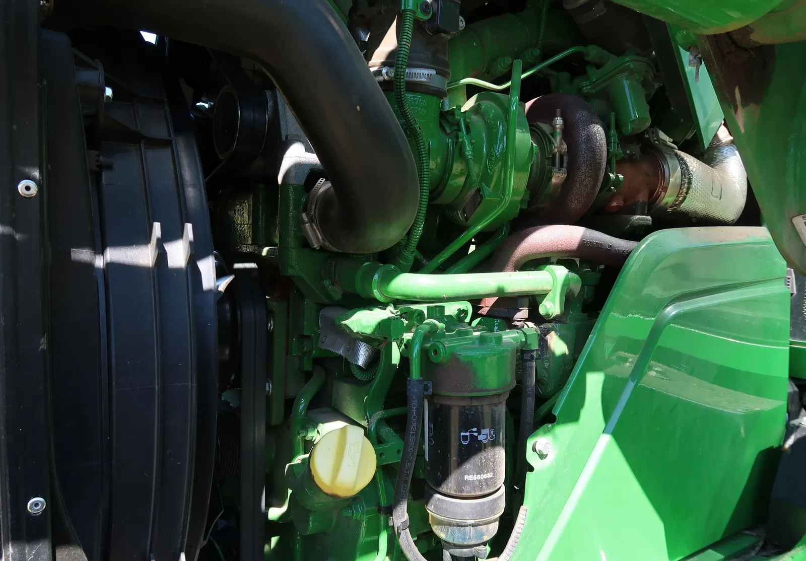 2019 John Deere 6110M