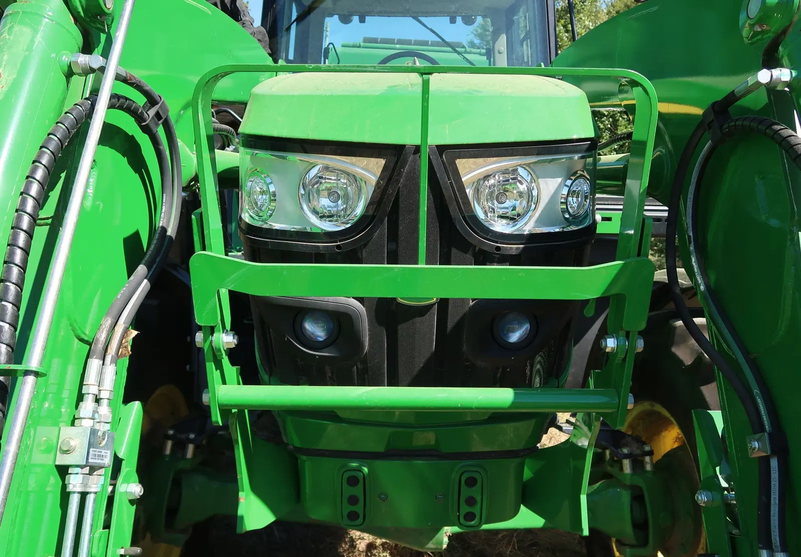 2019 John Deere 6110M