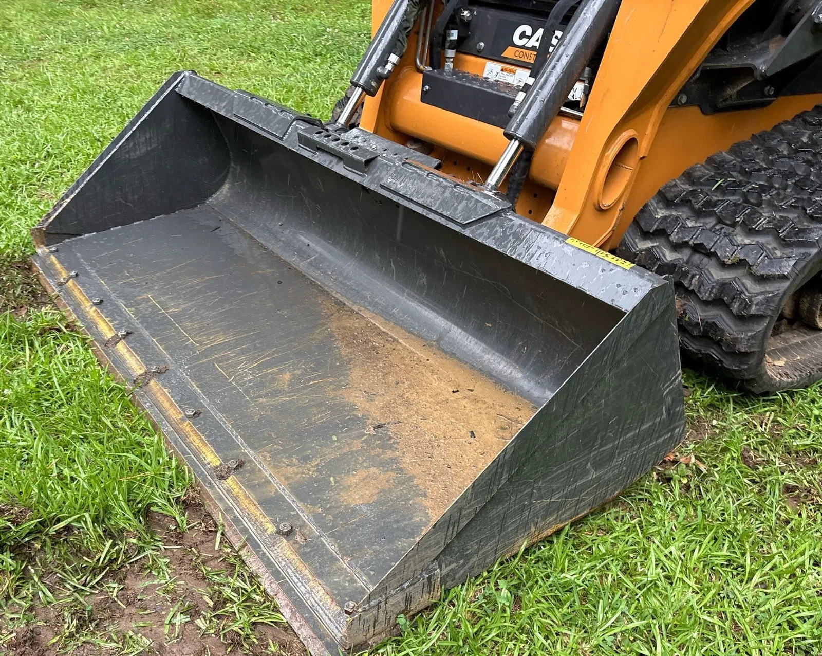 2022 Case TV450B
