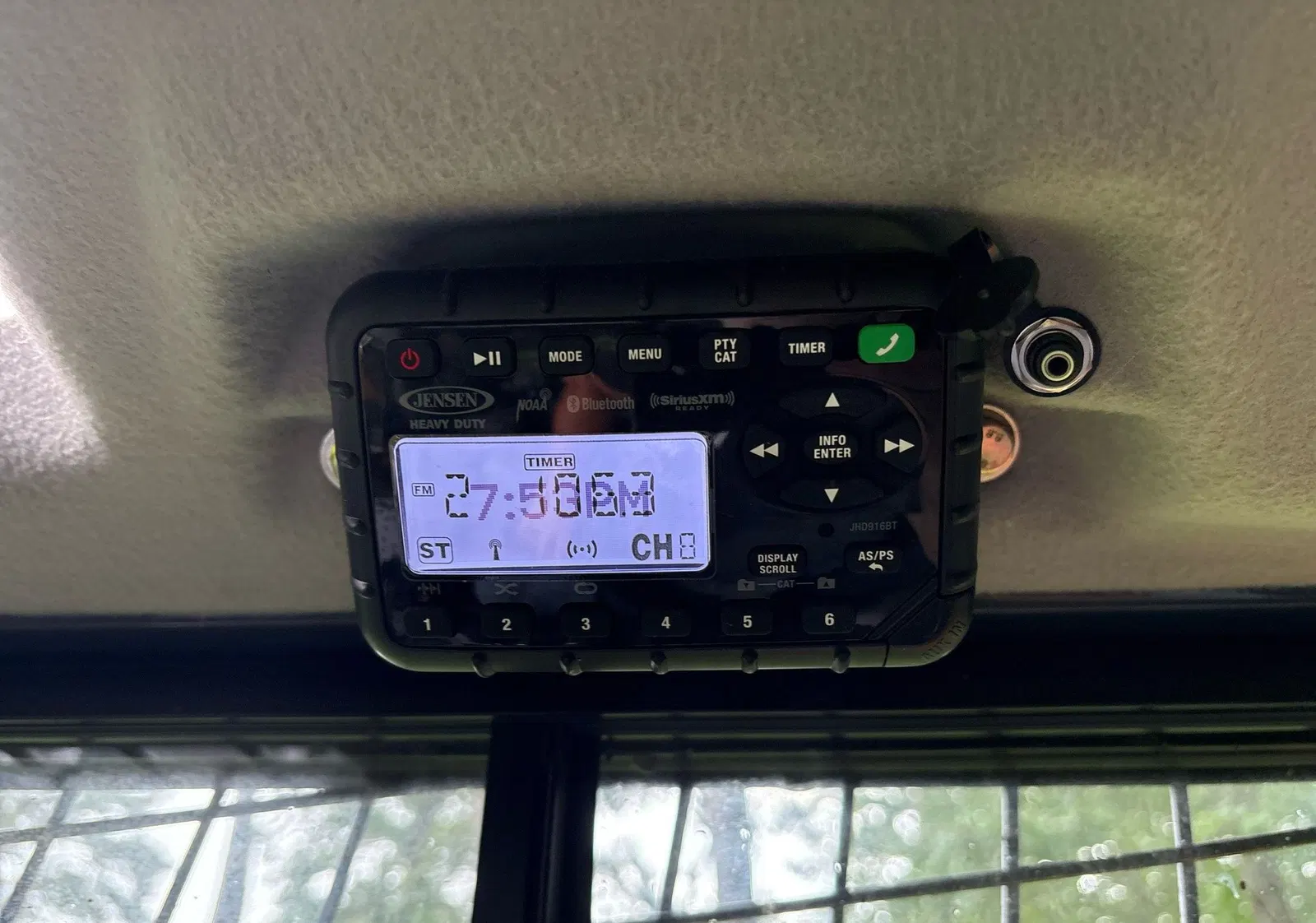 2022 Case TV450B