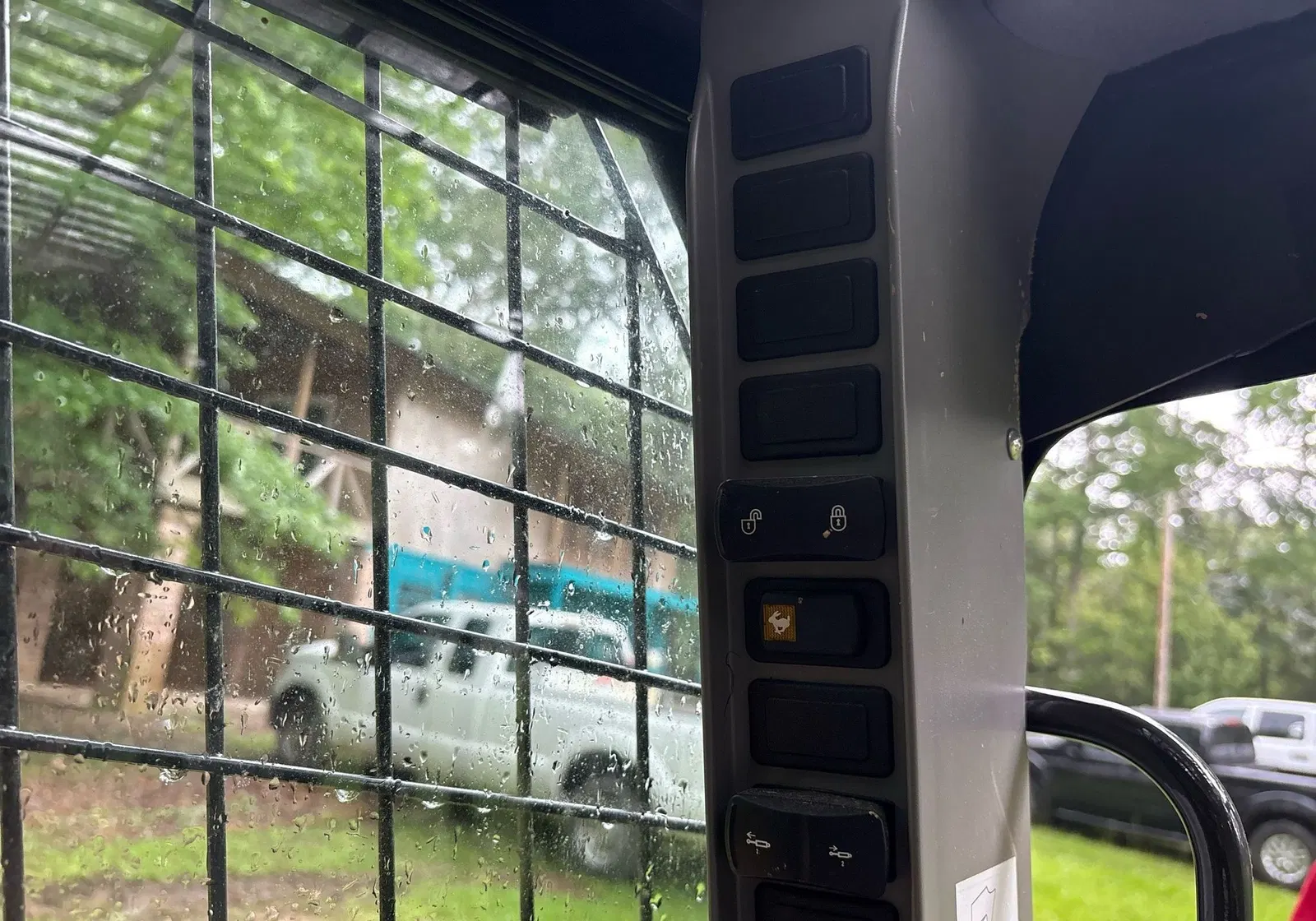 2022 Case TV450B