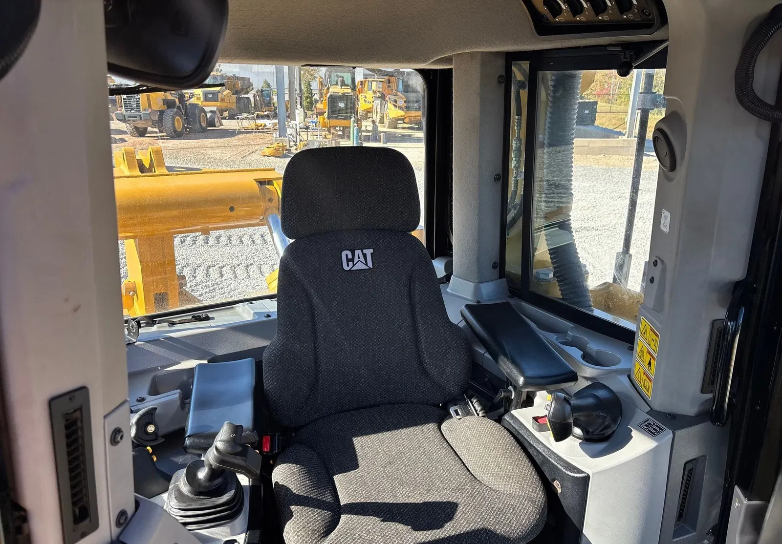 2022 Caterpillar D8T