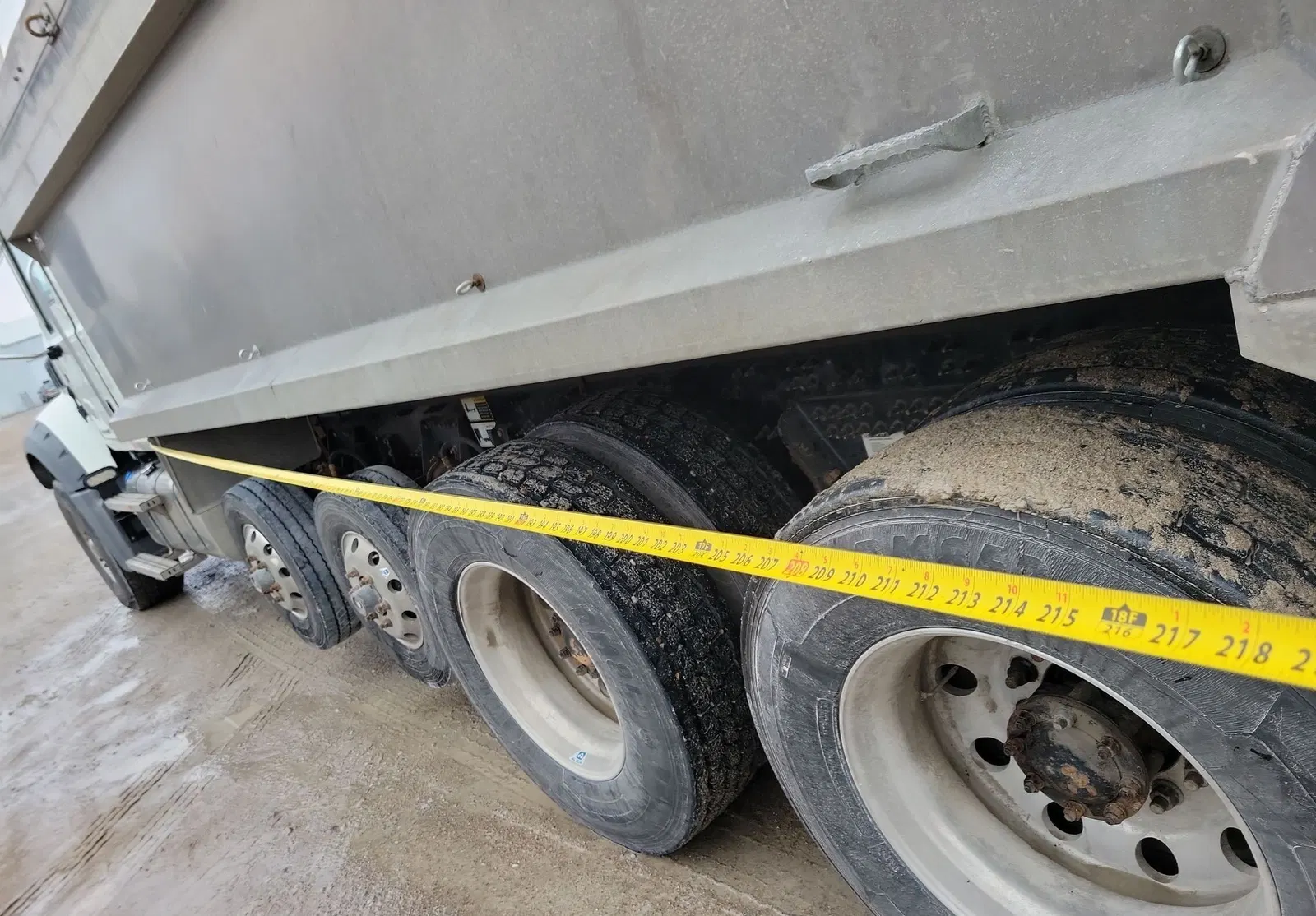 2019 Mack Granite