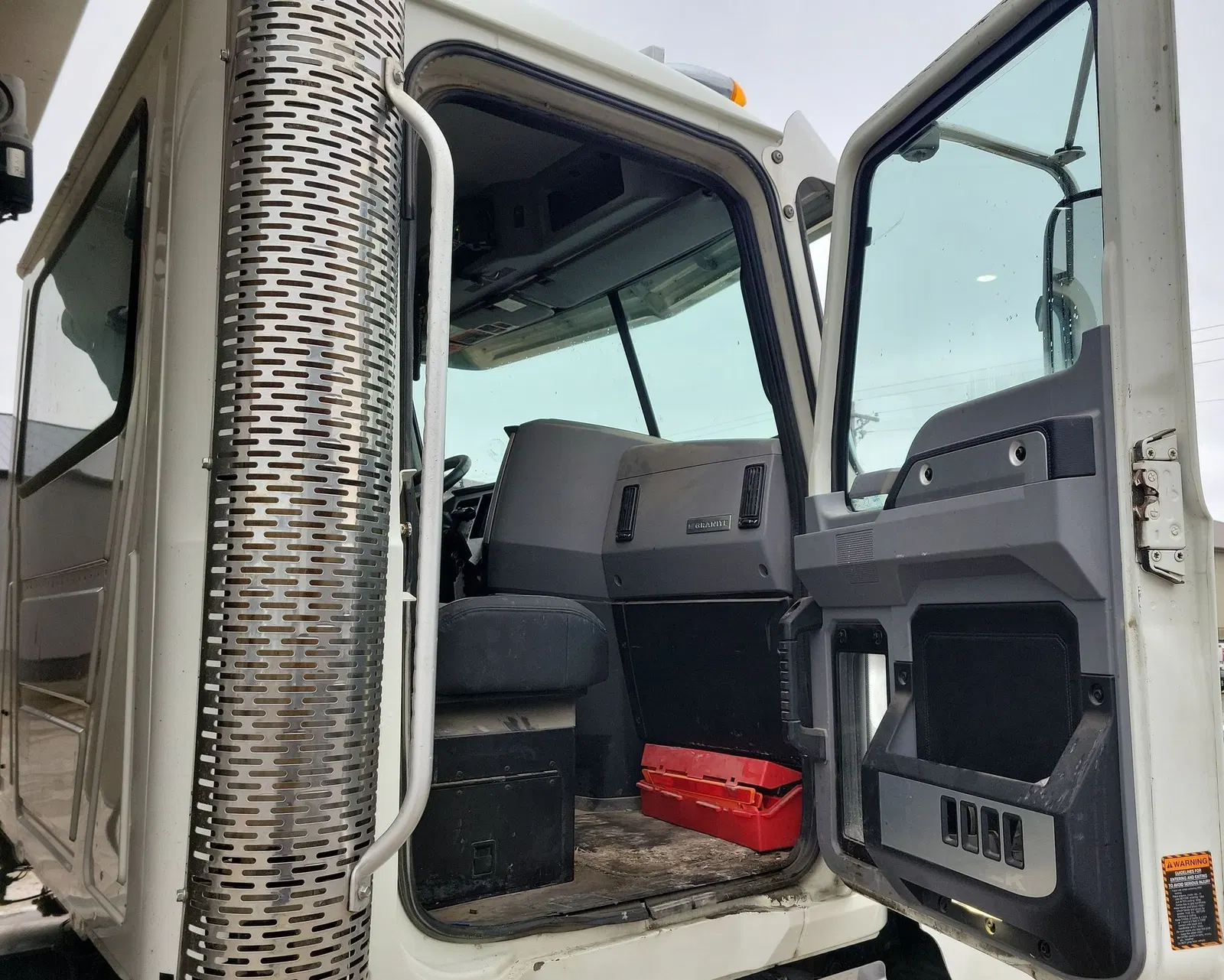 2019 Mack Granite