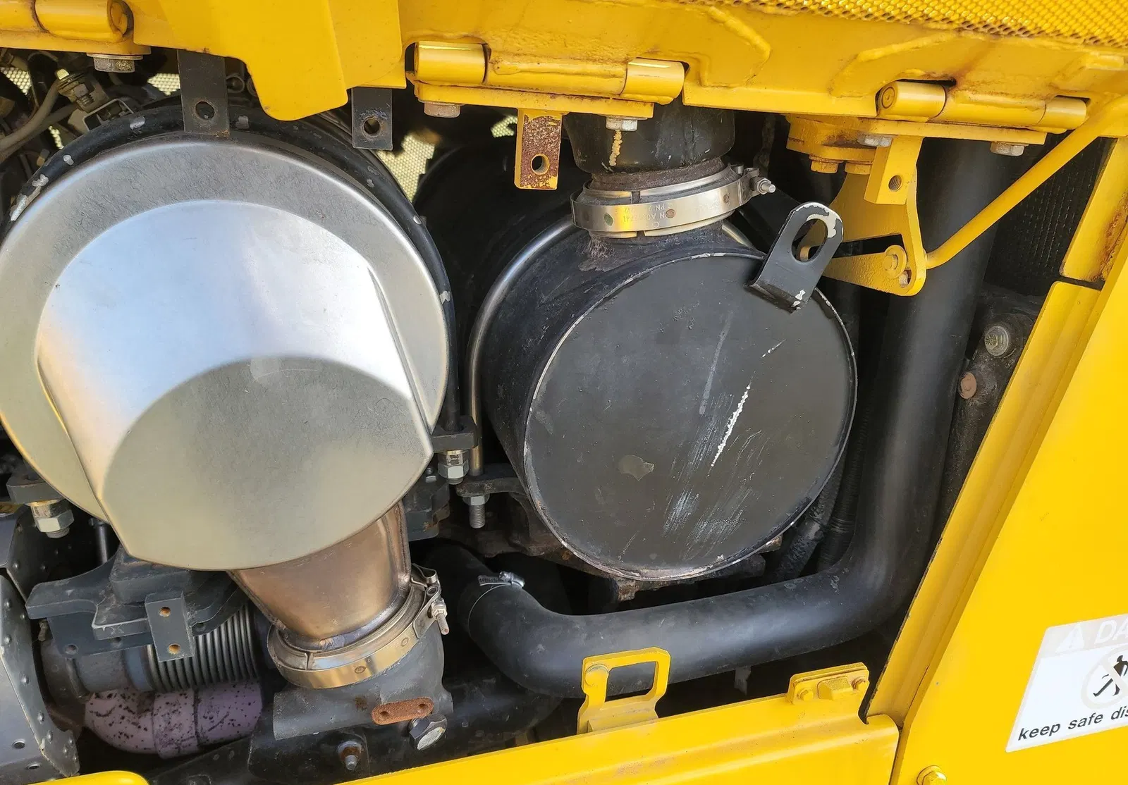 2016 Komatsu D65EX-18