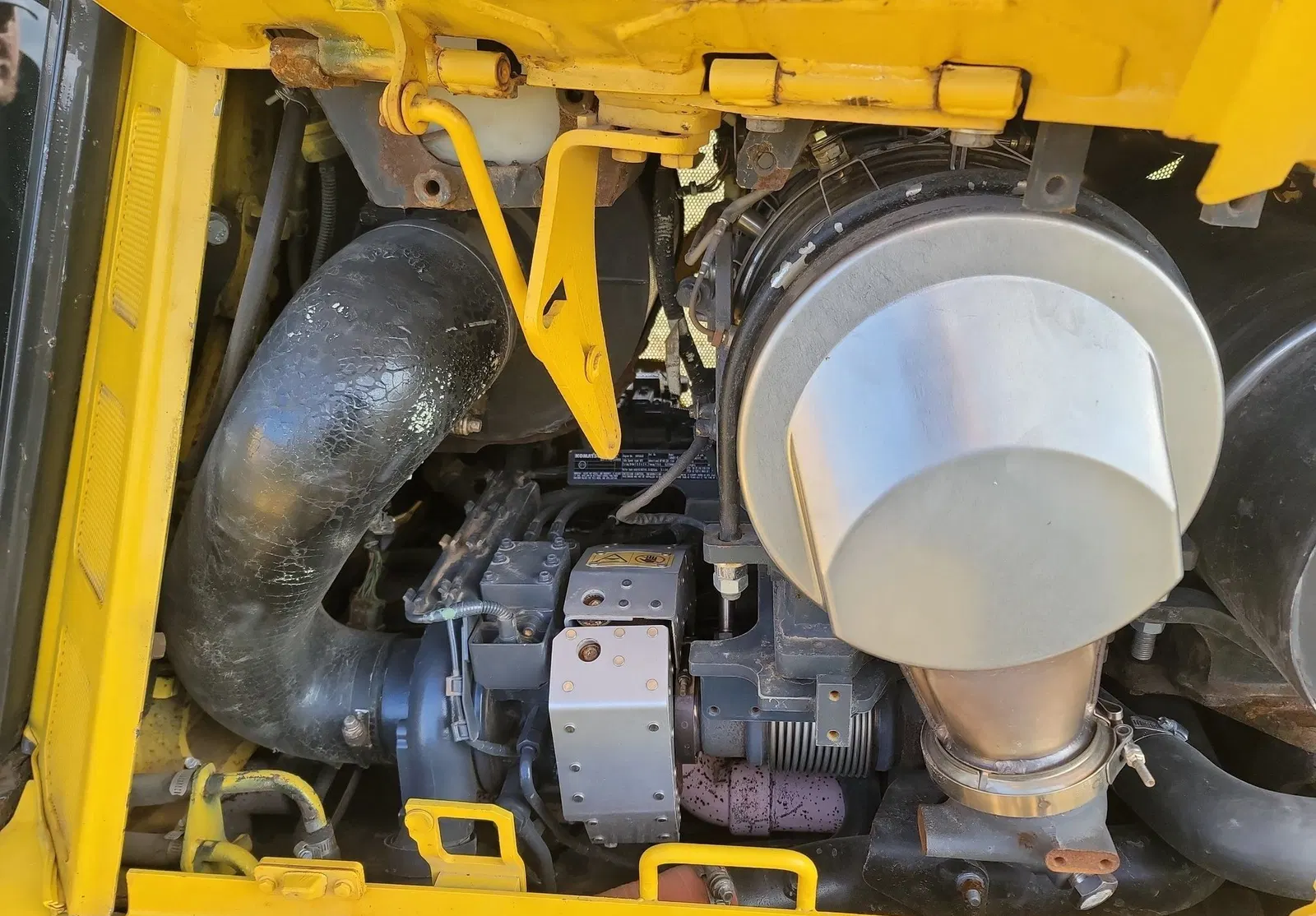 2016 Komatsu D65EX-18