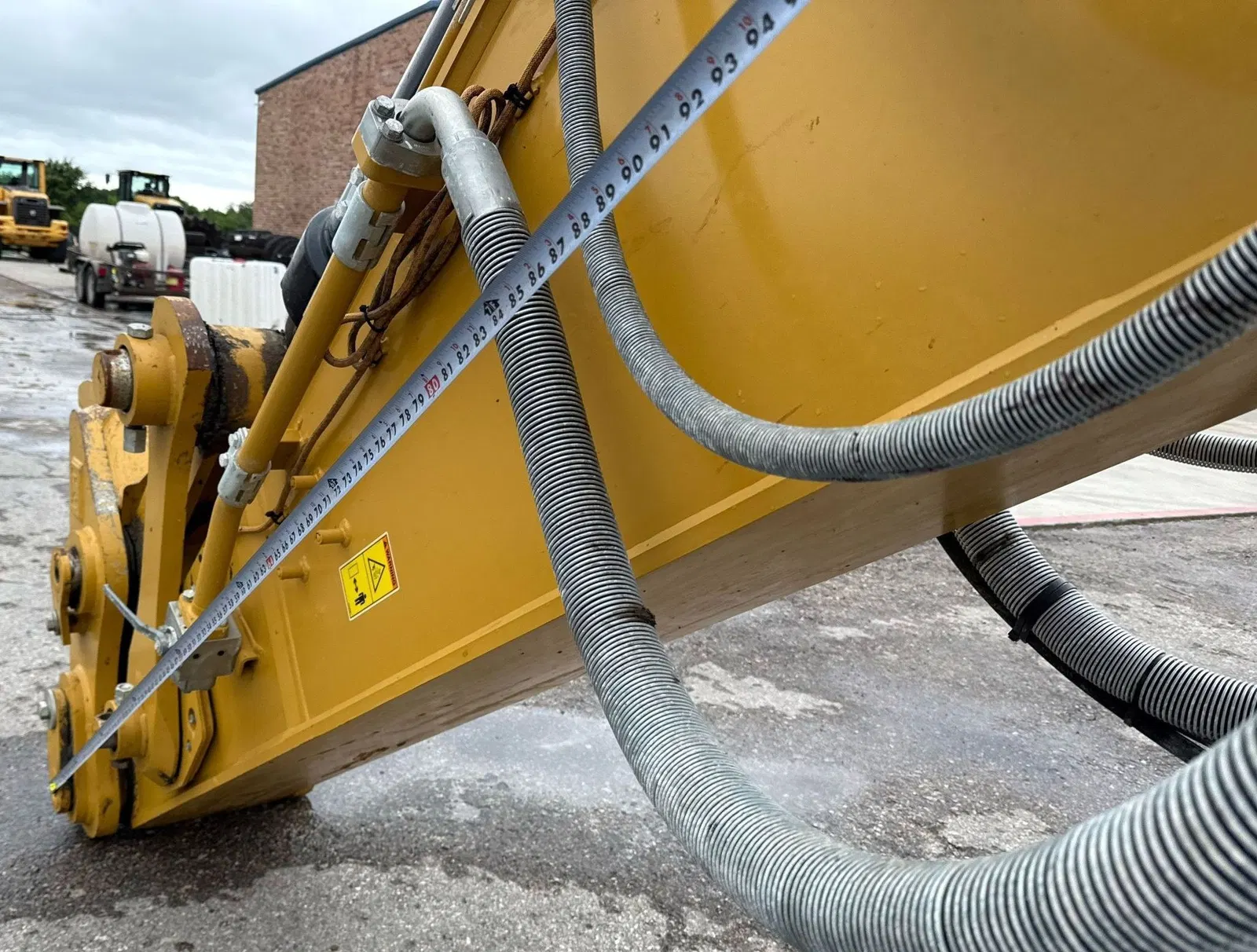2023 Caterpillar 336