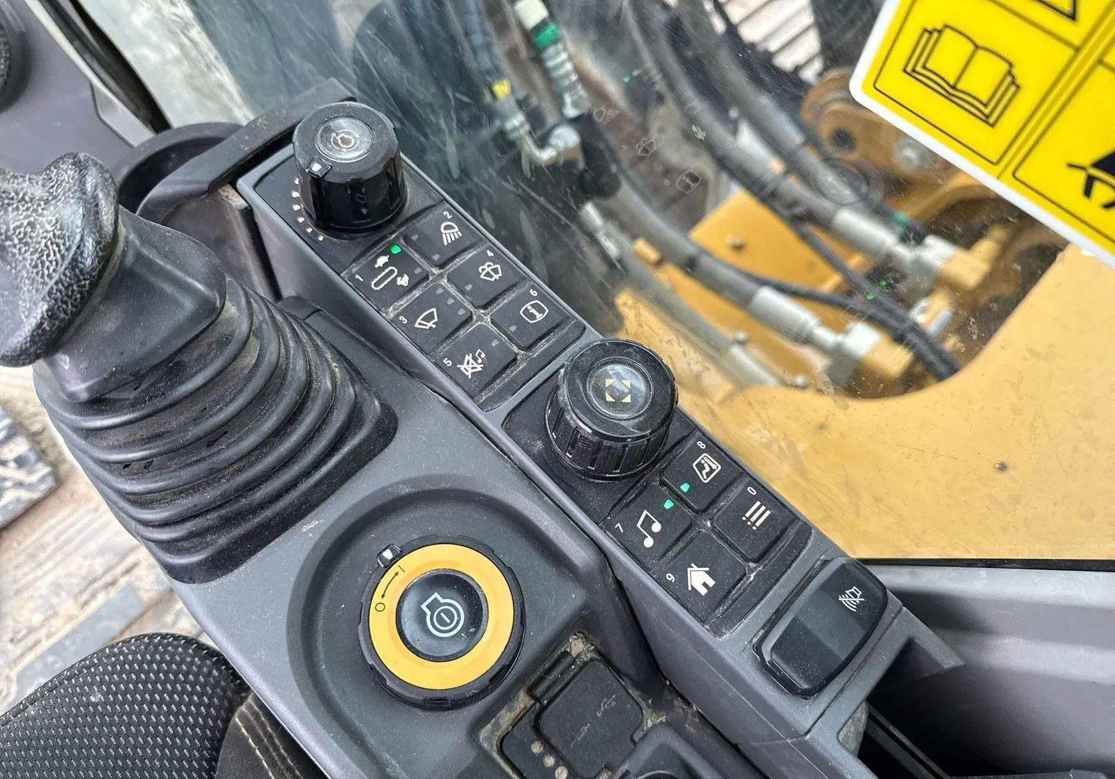 2023 Caterpillar 336