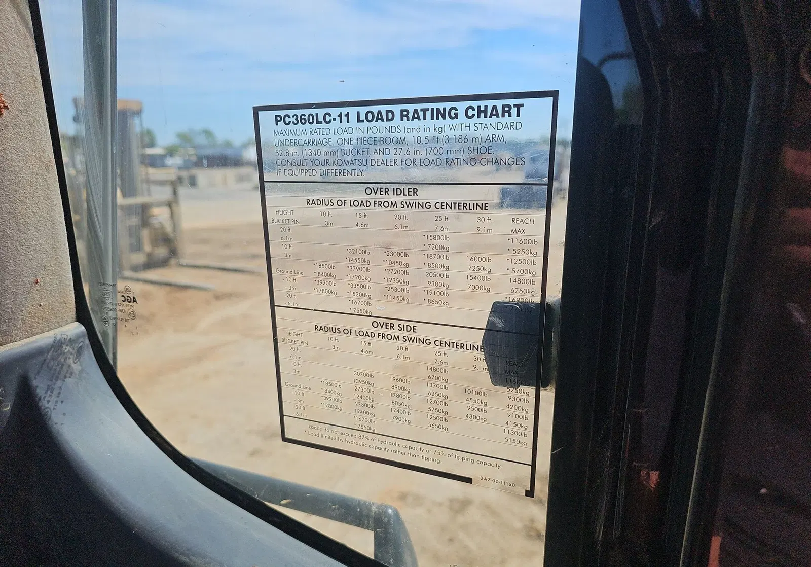 2017 Komatsu PC360LC-11
