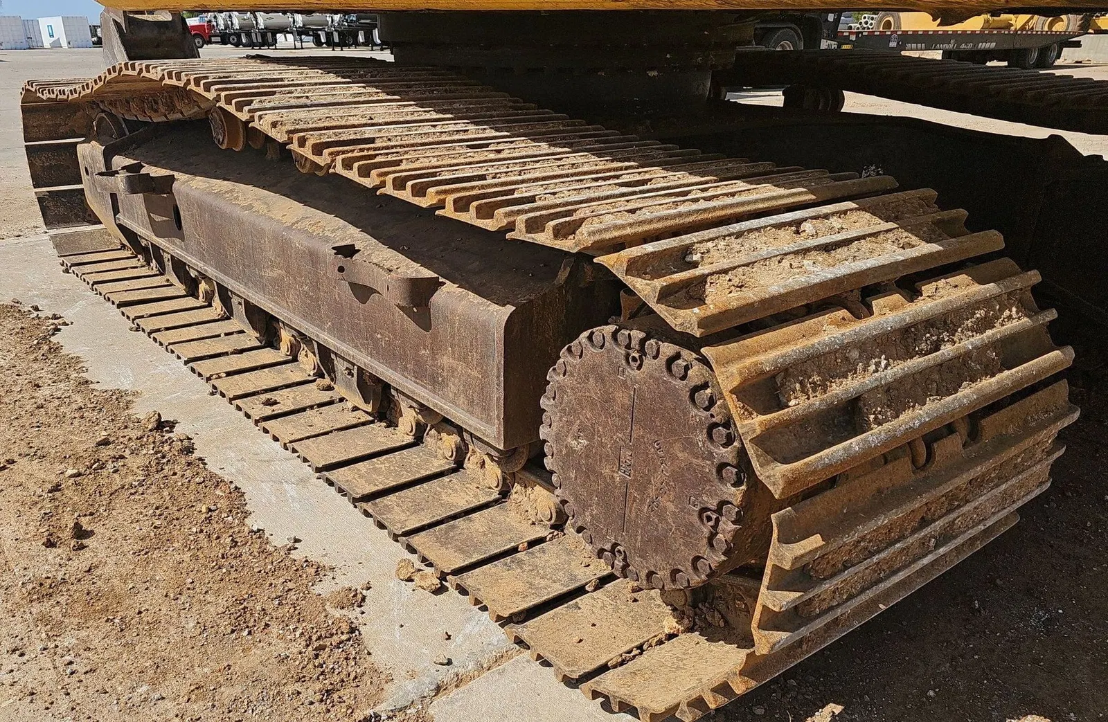 2017 Komatsu PC360LC-11