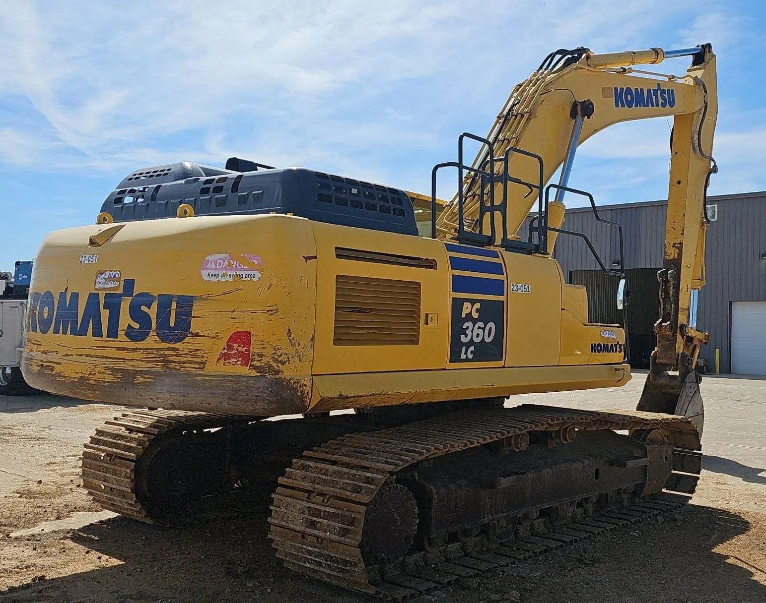 2017 Komatsu PC360LC-11