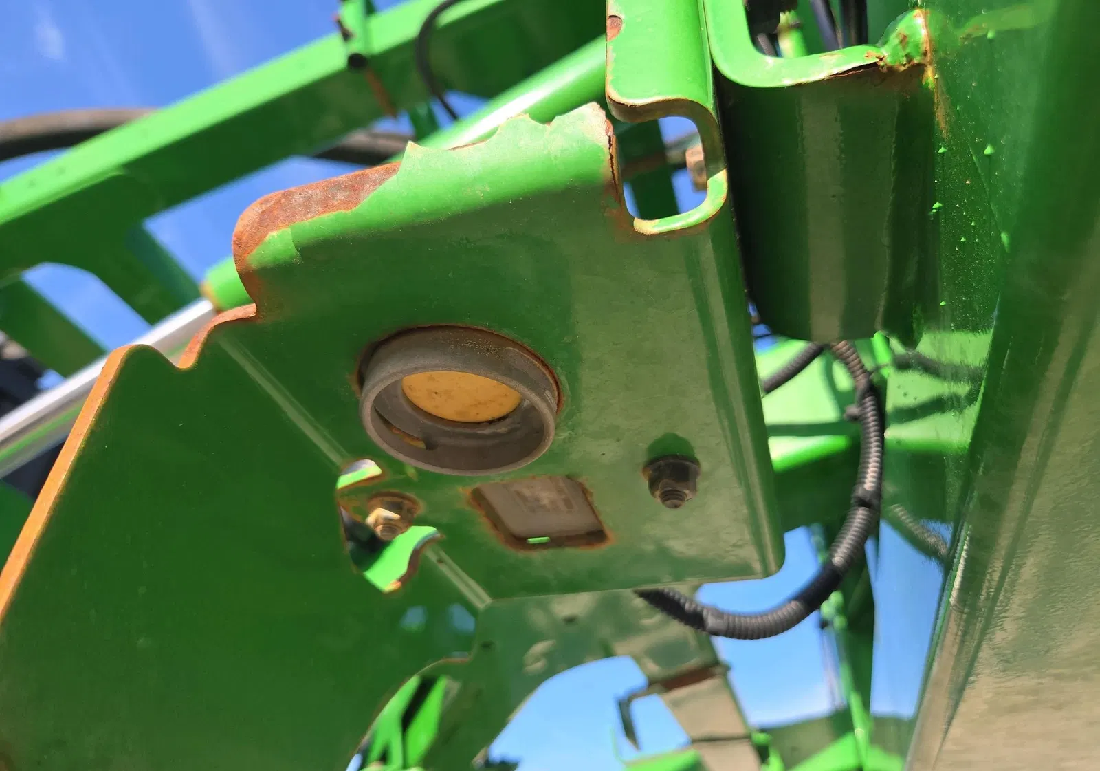 2021 John Deere R4038