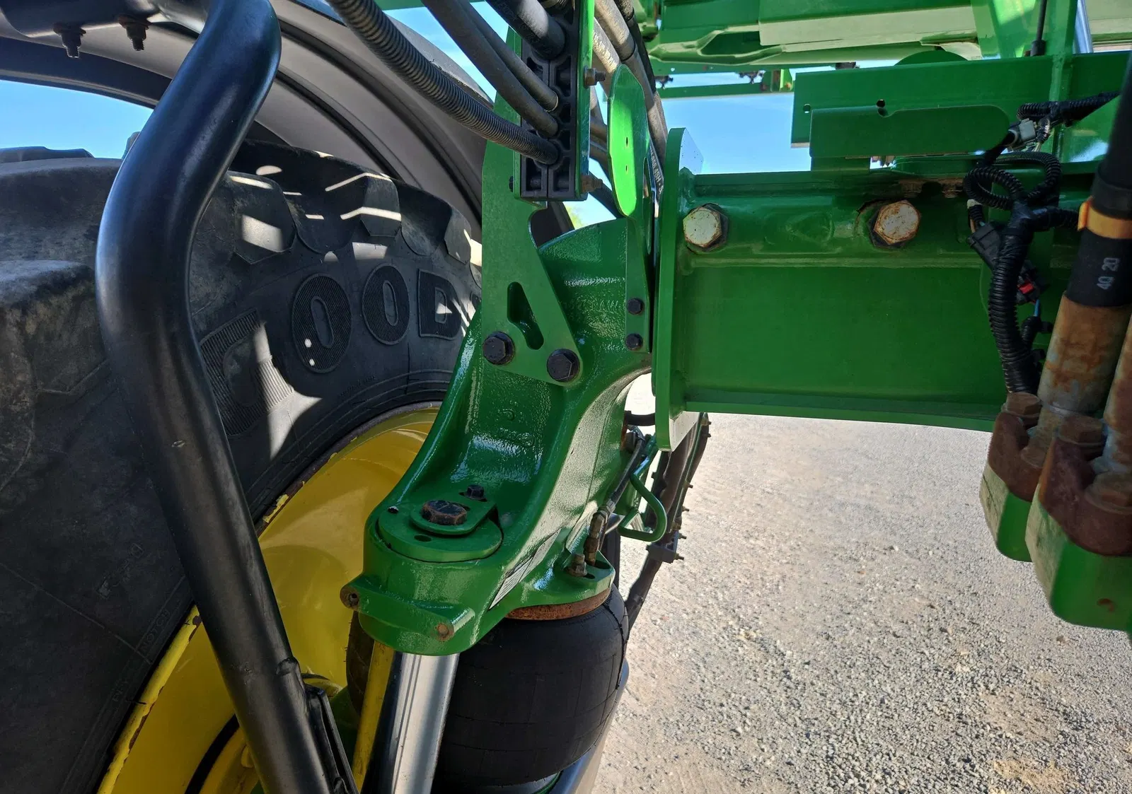2021 John Deere R4038