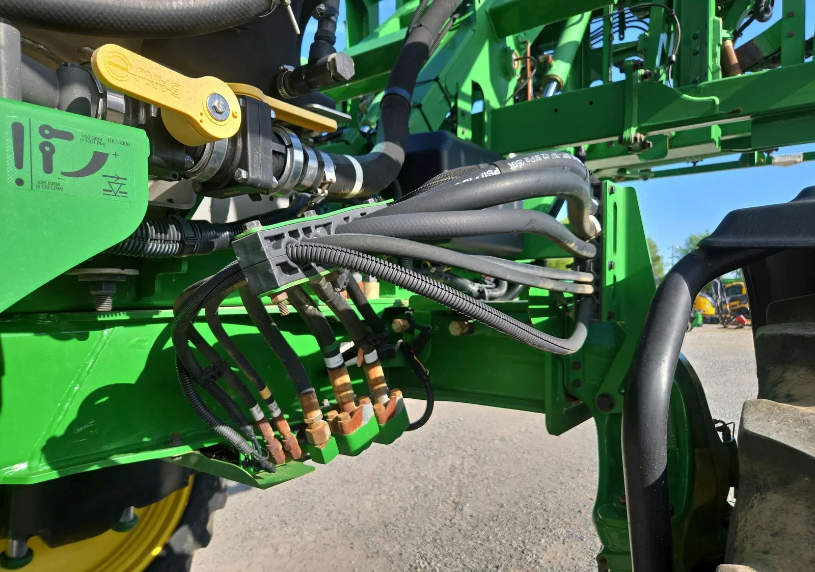 2021 John Deere R4038