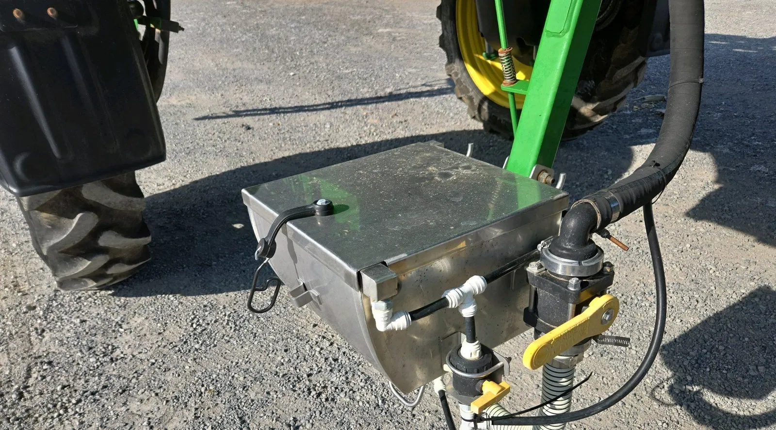 2021 John Deere R4038