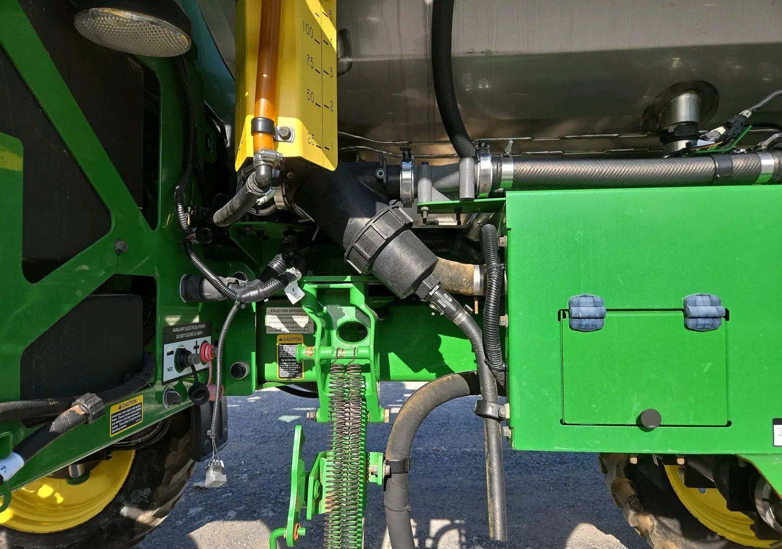 2021 John Deere R4038