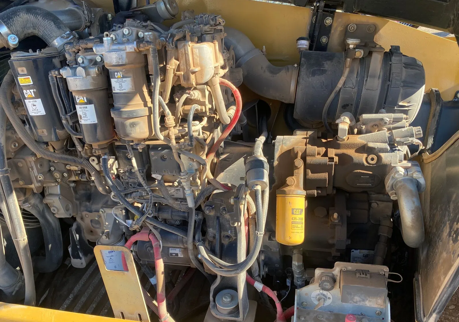 2017 Caterpillar TL1055D