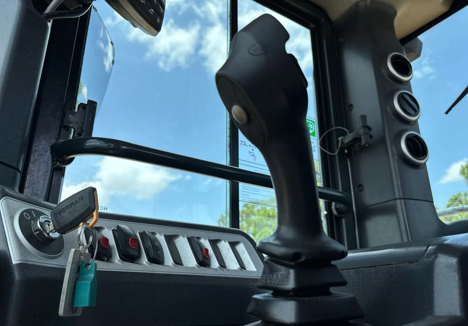 2020 Hyundai HL980A