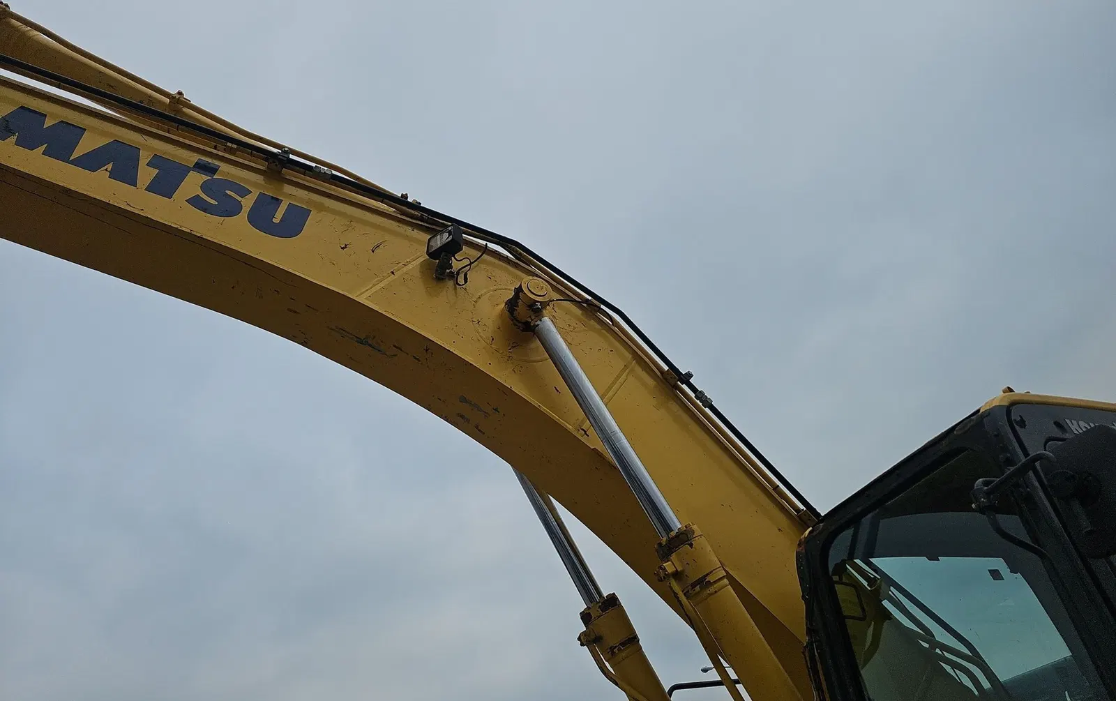 2018 Komatsu PC360LC-11