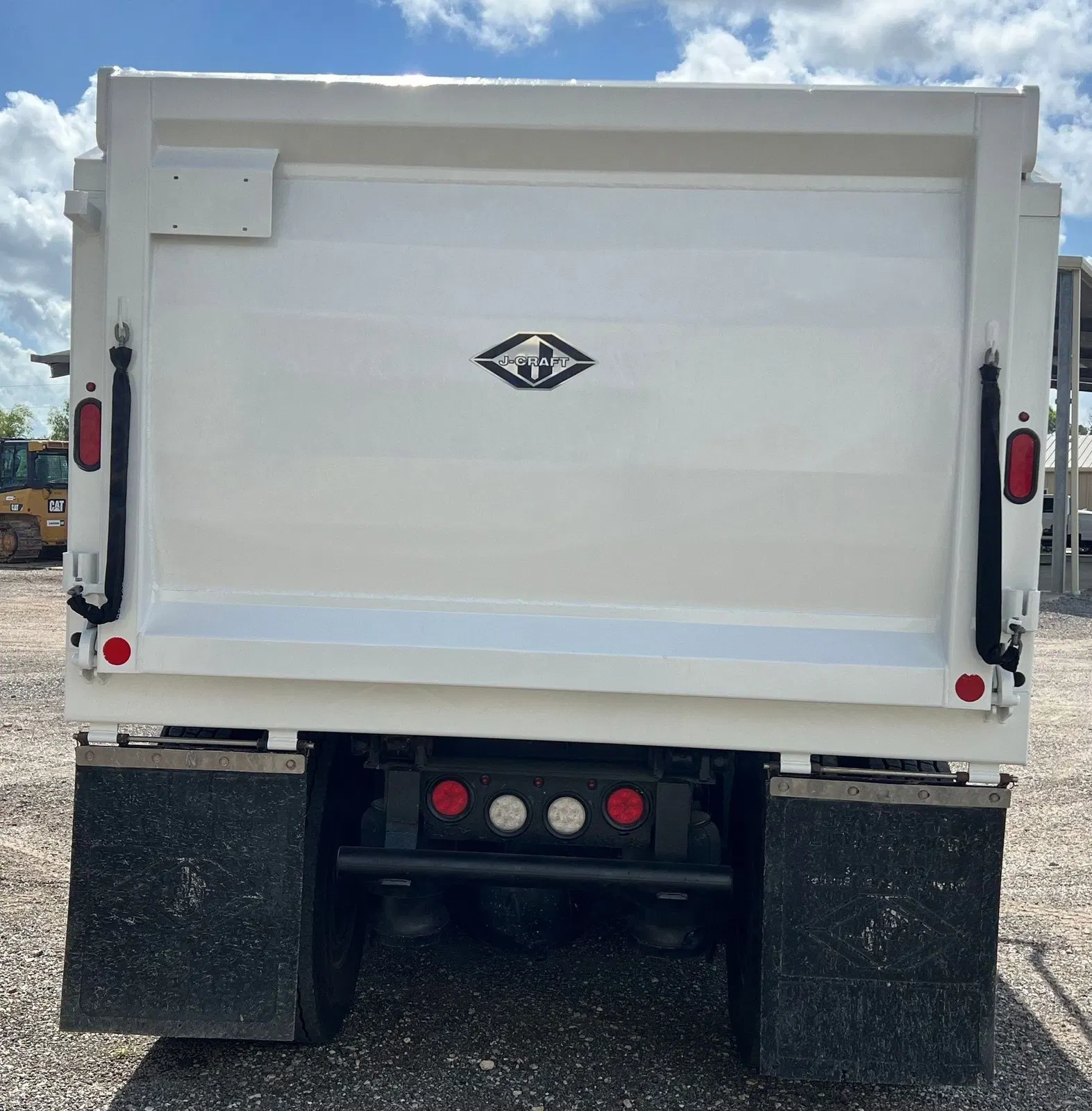 2023 Peterbilt 567