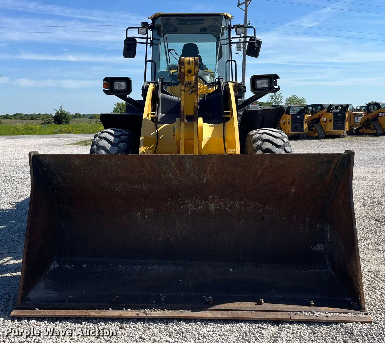 2018 Komatsu WA320-8