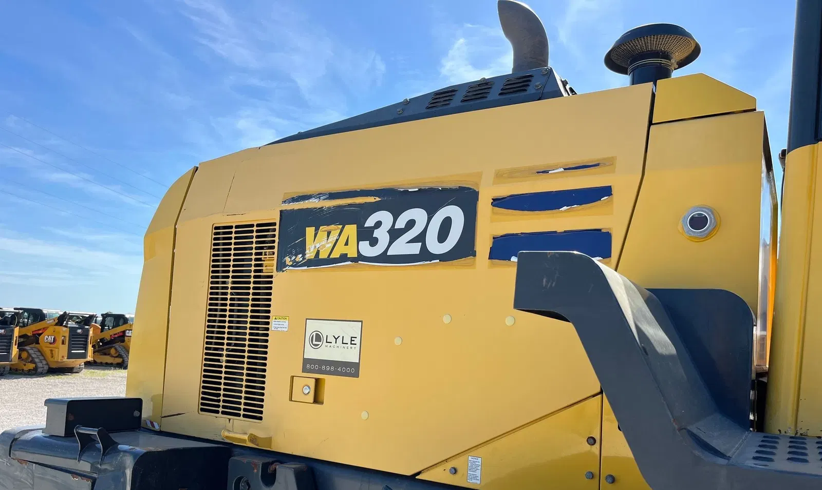 2018 Komatsu WA320-8