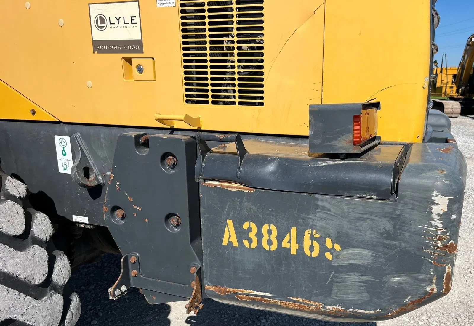 2018 Komatsu WA320-8