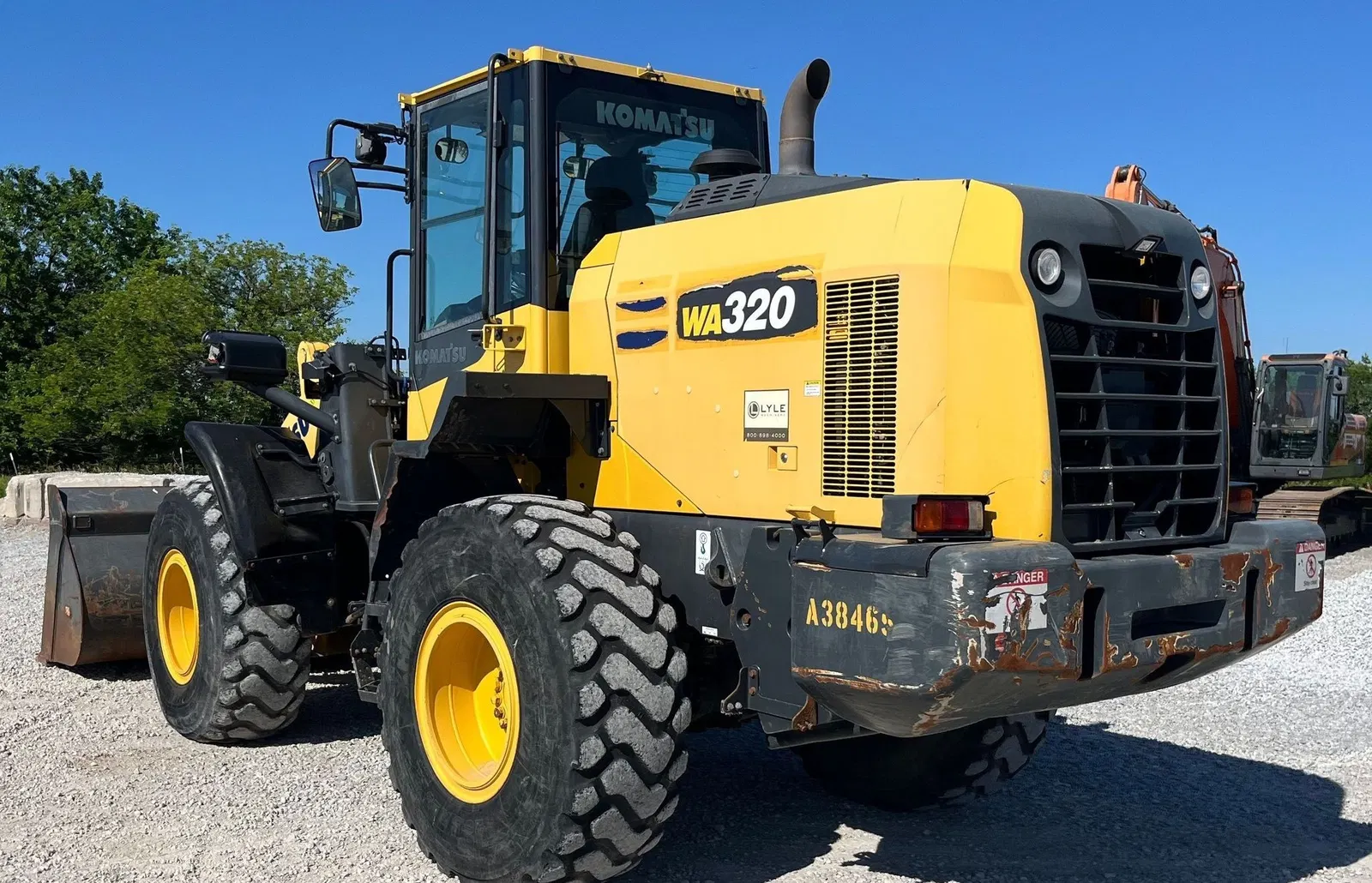 2018 Komatsu WA320-8
