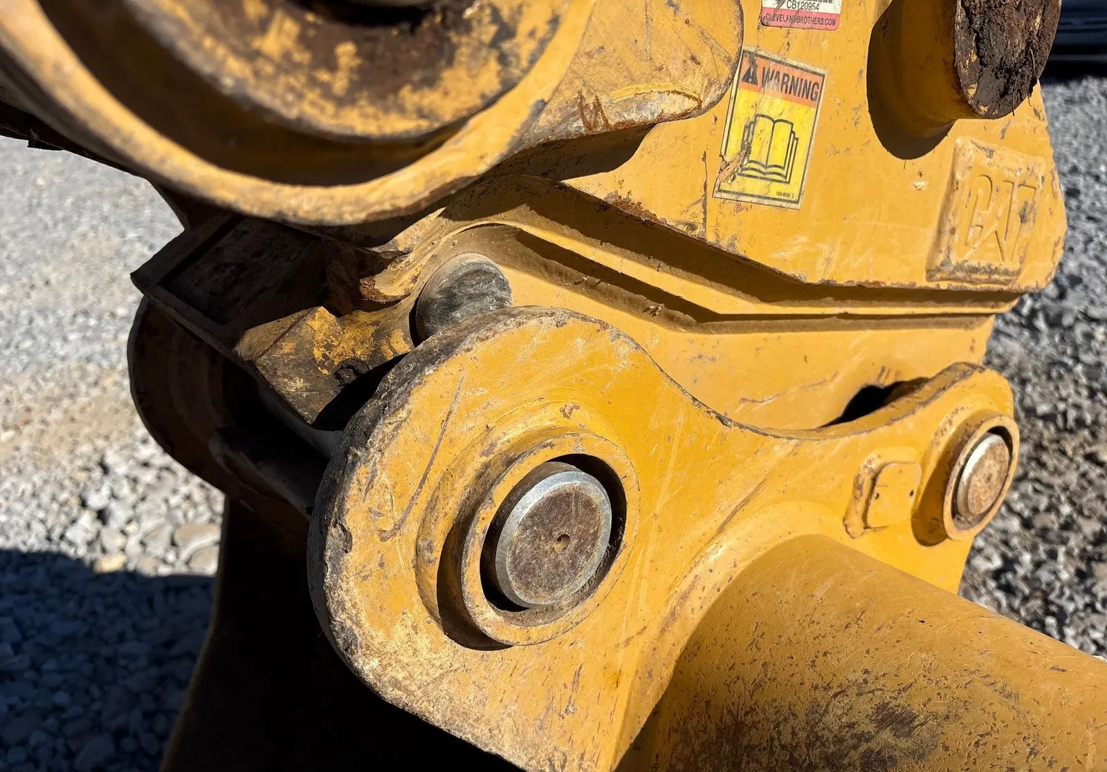 2022 Caterpillar 315