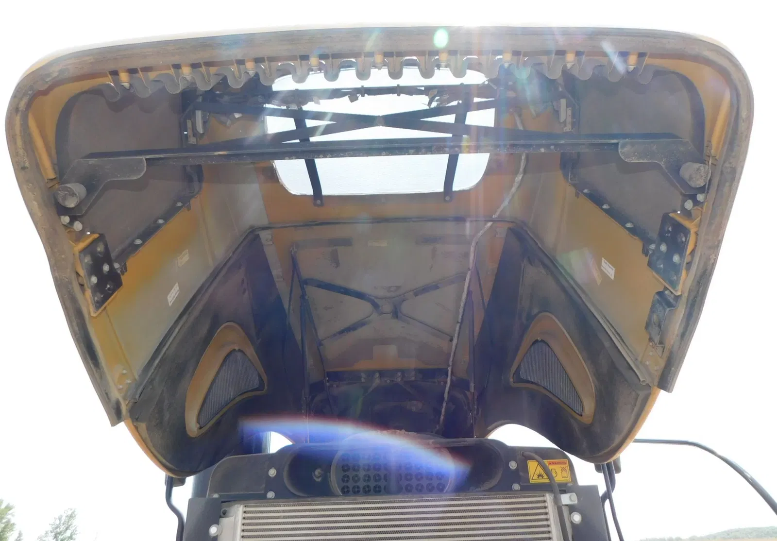 2014 Challenger MT845E