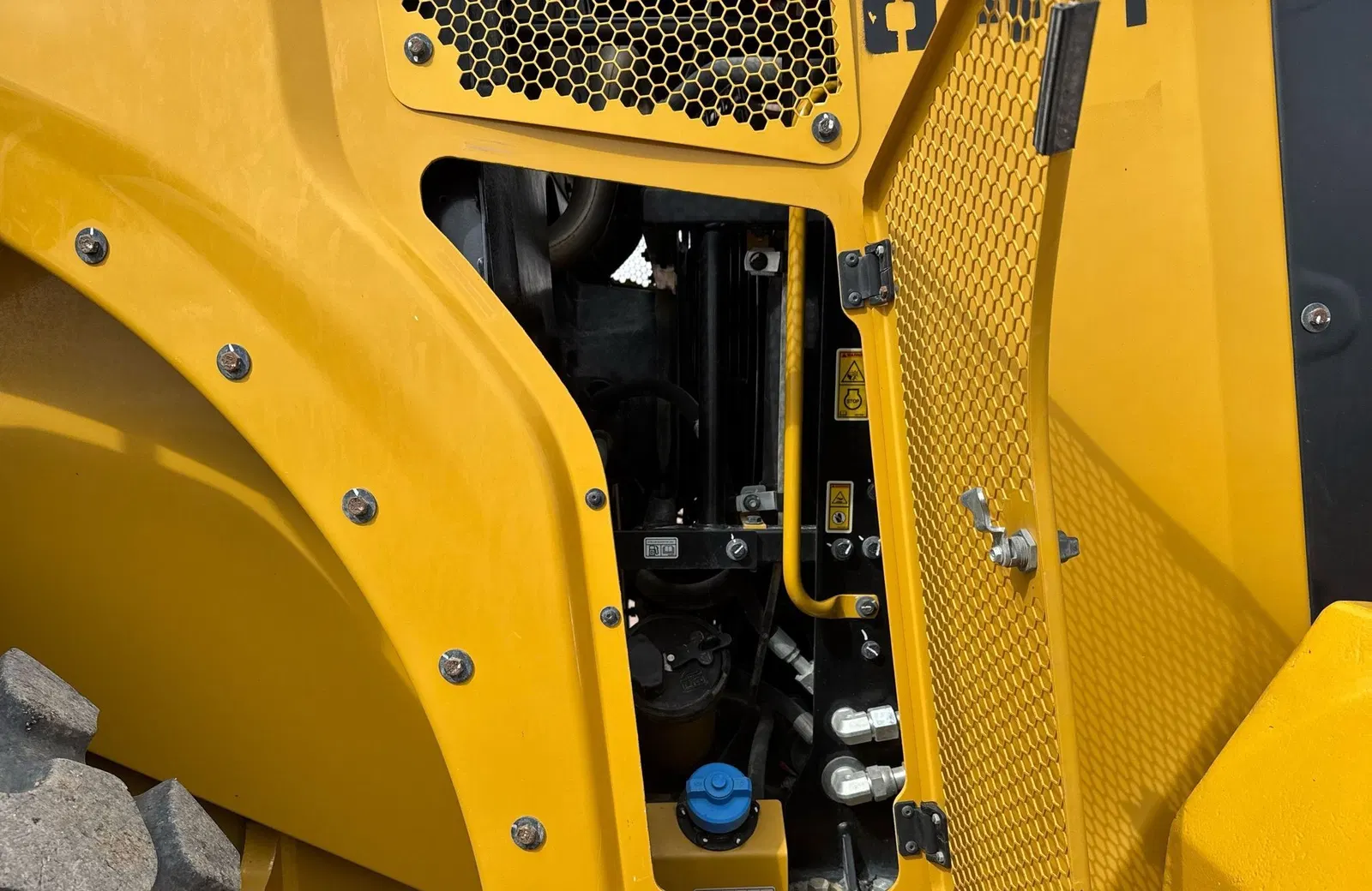 2023 Caterpillar 950M